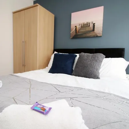 Apartment Old 13 By Mgroupsa Bristol